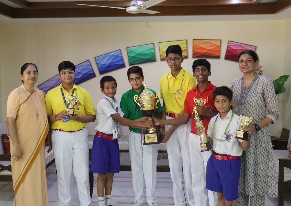 1ST POSITION IN THE CRICKET TOURNAMENT